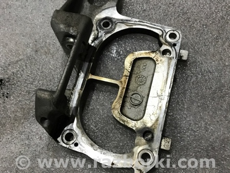 ФОТО Кронштейн для Volvo XC90 II SPA (2015-) Київ