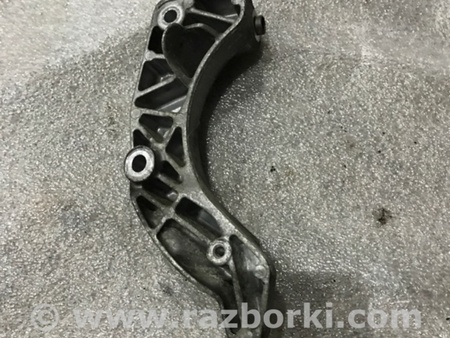 ФОТО Кронштейн для Volvo XC90 II SPA (2015-) Київ