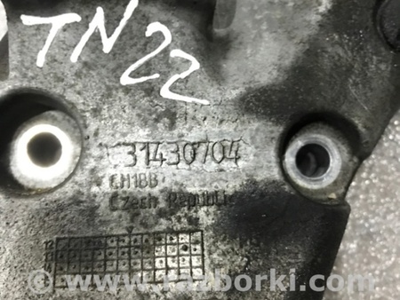 ФОТО Кронштейн для Volvo XC90 II SPA (2015-) Київ