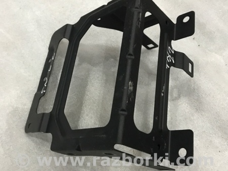 ФОТО Кронштейн для Volvo XC90 II SPA (2015-) Київ