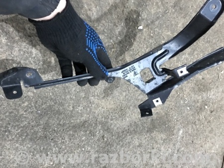 ФОТО Кронштейн для Porsche Panamera I 970 (09-16) Київ