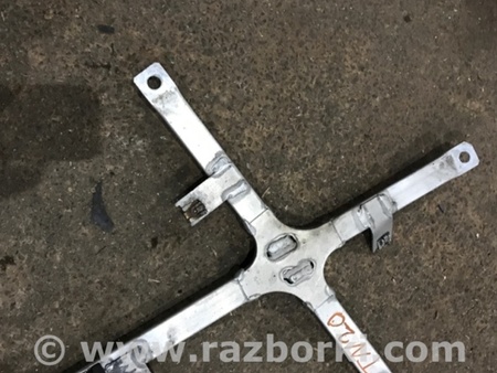 ФОТО Кронштейн для Porsche Panamera I 970 (09-16) Київ