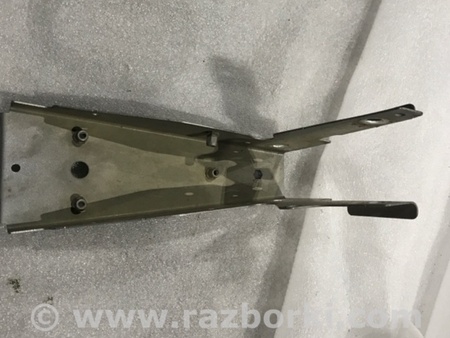 ФОТО Кронштейн для Porsche Panamera I 970 (09-16) Київ