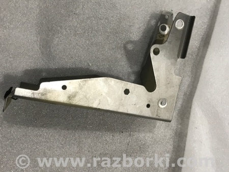 ФОТО Кронштейн для Porsche Panamera I 970 (09-16) Київ