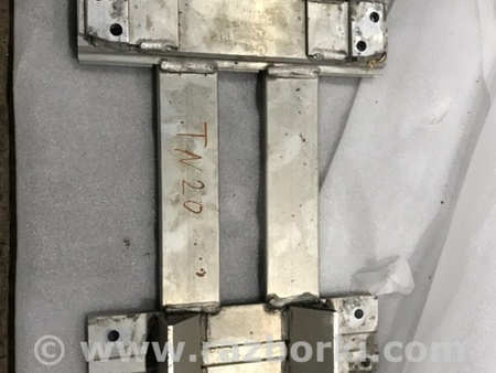 ФОТО Кронштейн для Porsche Panamera I 970 (09-16) Київ