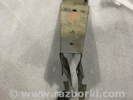 ФОТО Кронштейн для Porsche Panamera I 970 (09-16) Київ