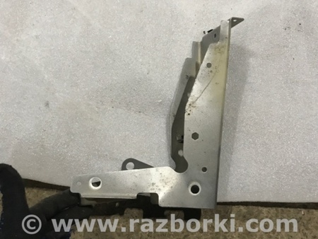 ФОТО Кронштейн для Porsche Panamera I 970 (09-16) Київ