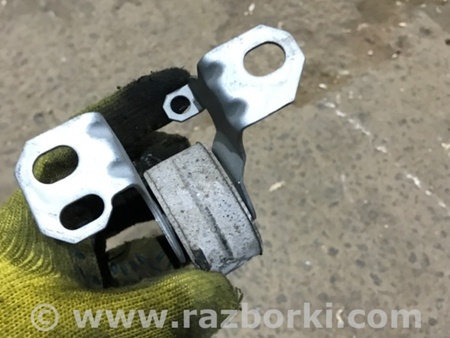 ФОТО Крепление глушителя для Porsche Macan I 95B +FL (13-18) Київ