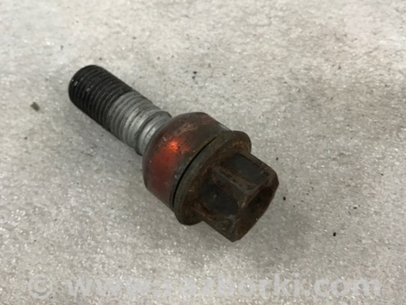ФОТО Болт колесный для Porsche Cayenne II 958 E2/92A (10-14) Київ