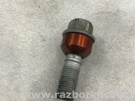 ФОТО Болт колесный для Porsche Cayenne II 958 E2/92A (10-14) Київ