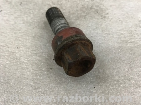 ФОТО Болт колесный для Porsche Cayenne II 958 E2/92A (10-14) Київ