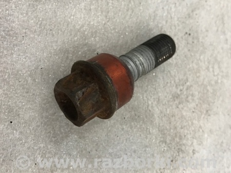 ФОТО Болт колесный для Porsche Cayenne II 958 E2/92A (10-14) Київ