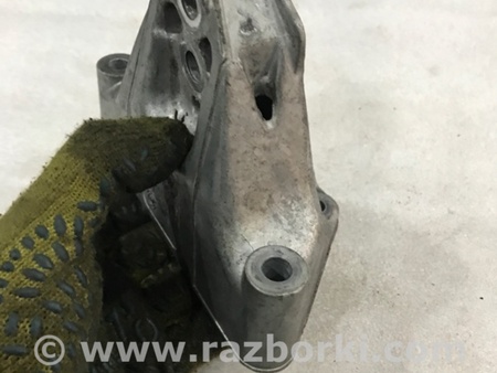 ФОТО Кронштейн для Porsche Cayenne II 958 E2/92A (10-14) Київ