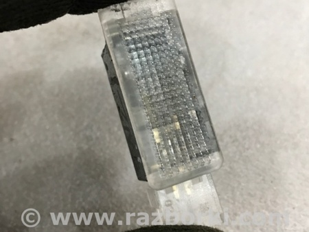 ФОТО Плафон подсветки салона для Porsche Cayenne II 958 E2/92A (10-14) Київ