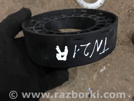 ФОТО Опора пружины для Porsche Cayenne II 958 E2/92A (10-14) Київ