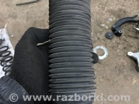 ФОТО Пыльник амортизатора для Porsche Cayenne II 958 E2/92A (10-14) Київ