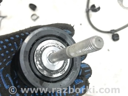 ФОТО Ролик натяжной навесного оборудования для Porsche Cayenne II 958 E2/92A (10-14) Київ