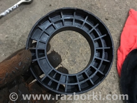 ФОТО Проставка пружины для Porsche Cayenne II 958 E2/92A (10-14) Київ