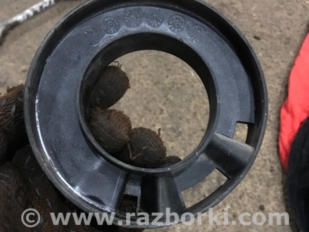 ФОТО Проставка пружины для Porsche Cayenne II 958 E2/92A (10-14) Київ