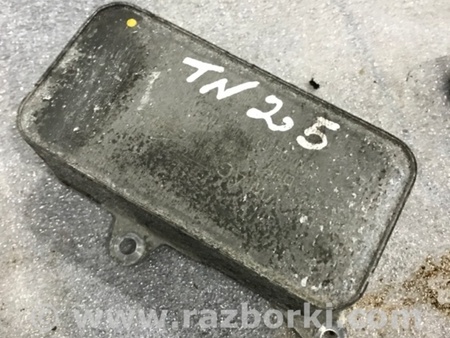 ФОТО Радиатор масляный для Porsche Cayenne II 958 E2/92A (10-14) Київ