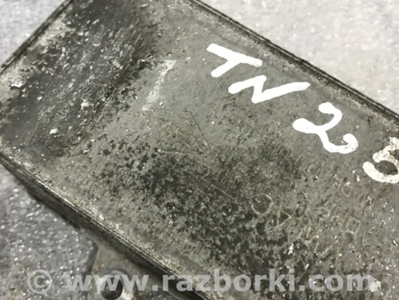 ФОТО Радиатор масляный для Porsche Cayenne II 958 E2/92A (10-14) Київ