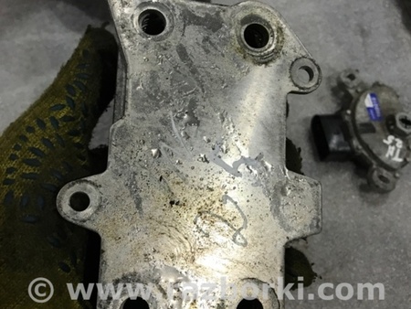 ФОТО Радиатор масляный для Porsche Cayenne II 958 E2/92A (10-14) Київ