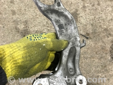 ФОТО Кронштейн для Audi (Ауди) A4 V B9 - 8W (2015-) Київ