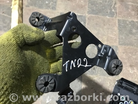 ФОТО Кронштейн для Volvo XC90 II SPA (2015-) Київ