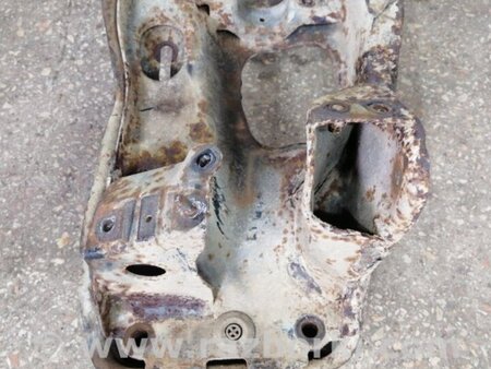 ФОТО Подрамник передний для Subaru Legacy (все модели) Киев