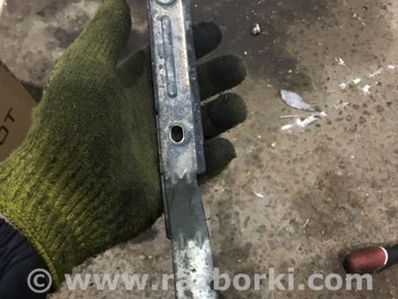 ФОТО Кронштейн для Porsche Panamera I 970 (09-16) Київ