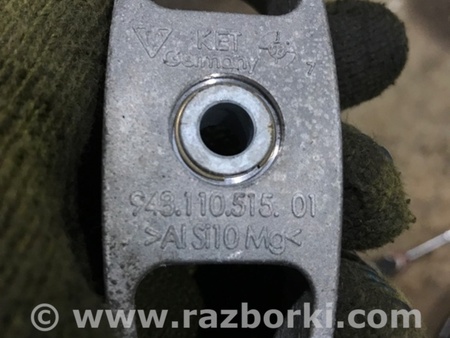 ФОТО Кронштейн для Porsche Panamera I 970 (09-16) Київ