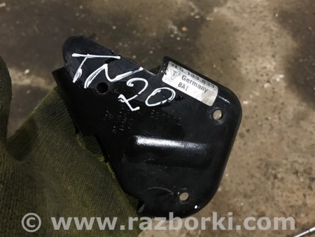 ФОТО Кронштейн для Porsche Panamera I 970 (09-16) Київ