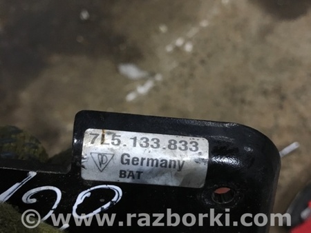 ФОТО Кронштейн для Porsche Panamera I 970 (09-16) Київ