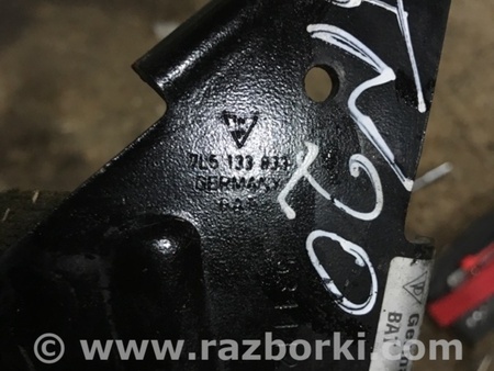 ФОТО Кронштейн для Porsche Panamera I 970 (09-16) Київ