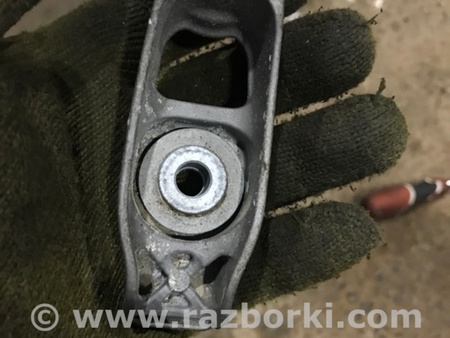 ФОТО Кронштейн для Porsche Panamera I 970 (09-16) Київ