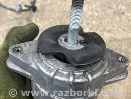 ФОТО Подушка двигателя для Porsche Panamera I 970 (09-16) Київ