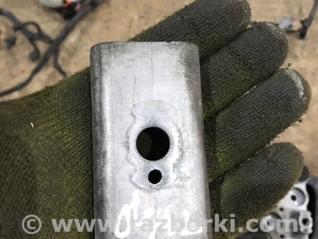 ФОТО Кронштейн для Porsche Panamera I 970 (09-16) Київ