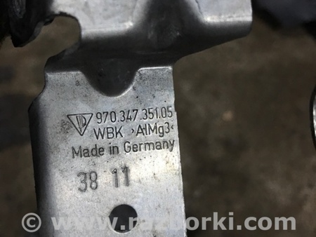 ФОТО Кронштейн для Porsche Panamera I 970 (09-16) Київ