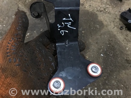 ФОТО Кронштейн для Audi (Ауди) A4 V B9 - 8W (2015-) Київ