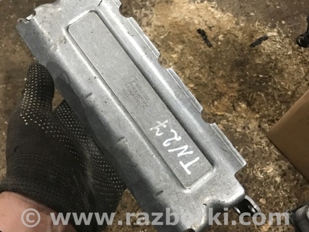 ФОТО Кронштейн для Porsche Macan I 95B +FL (13-18) Київ