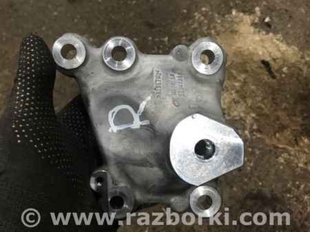 ФОТО Кронштейн для Porsche Macan I 95B +FL (13-18) Київ