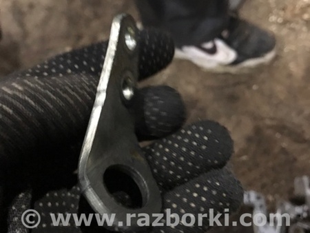 ФОТО Кронштейн для Porsche Macan I 95B +FL (13-18) Київ