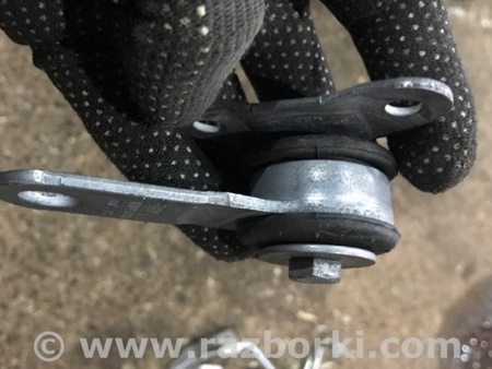 ФОТО Кронштейн для Porsche Macan I 95B +FL (13-18) Київ