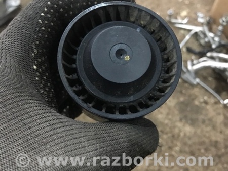 ФОТО Ролик обводной навесного оборудования для Porsche Macan I 95B +FL (13-18) Київ