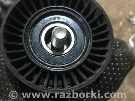 ФОТО Ролик обводной навесного оборудования для Porsche Macan I 95B +FL (13-18) Київ