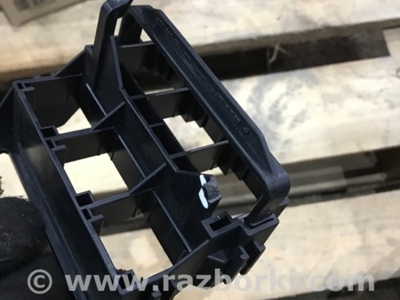 ФОТО Кронштейн для Porsche Macan I 95B +FL (13-18) Київ