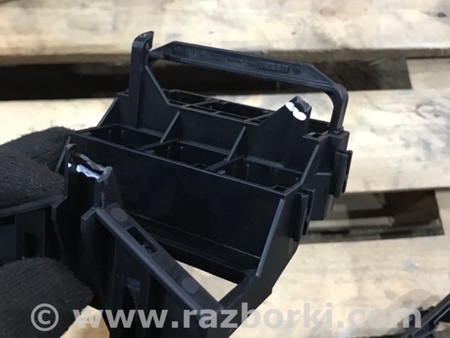 ФОТО Кронштейн для Porsche Macan I 95B +FL (13-18) Київ