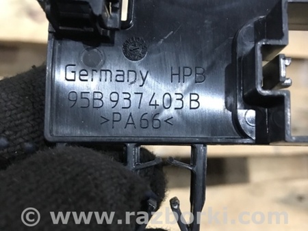 ФОТО Кронштейн для Porsche Macan I 95B +FL (13-18) Київ