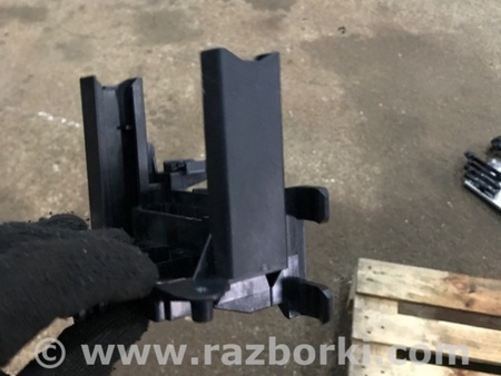 ФОТО Кронштейн для Porsche Macan I 95B +FL (13-18) Київ