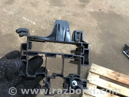 ФОТО Кронштейн для Porsche Macan I 95B +FL (13-18) Київ